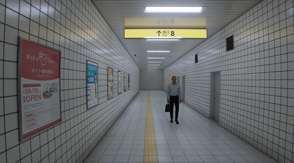 8号出口免费版(1)