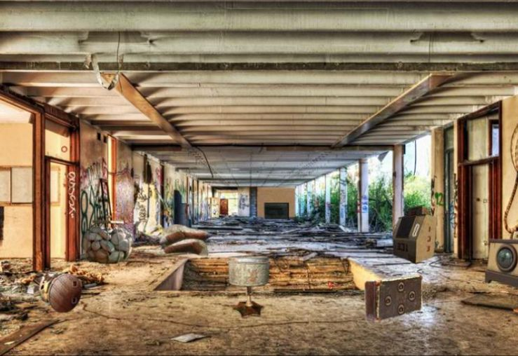 被遗弃的剧院逃生图5