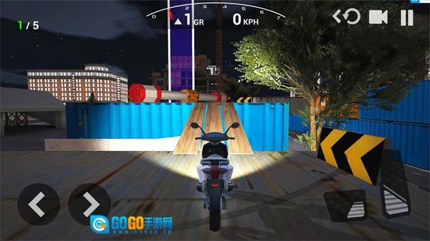 疯狂竞速摩托车图2